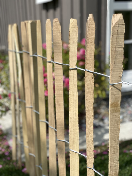 Rollzaun Staketenzaun Robinie